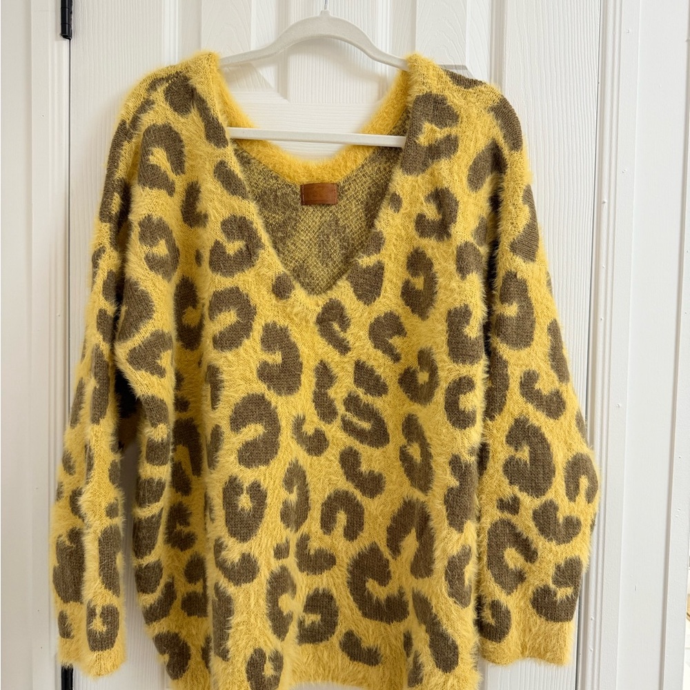 Pol Leopard Print V-Neck Sweater - Yellow and Brown